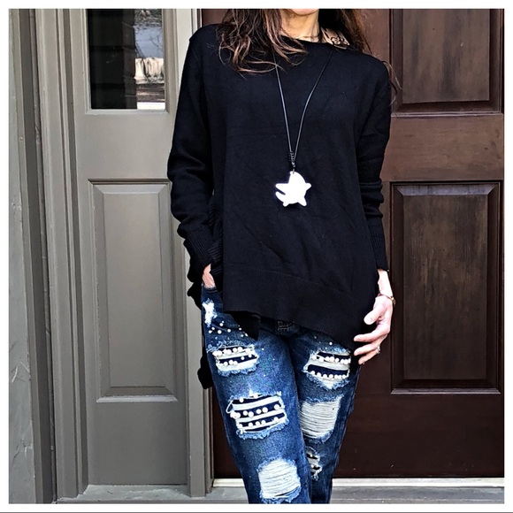 ✨LAST ONE ✨Paris ruffled hem side split sweater - Picture 6 of 8